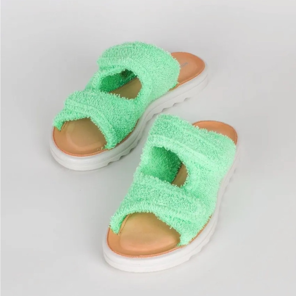 Intentionally Blank Women's Blink Sandal Green Size 8